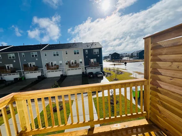 403 Deercroft Dr, Apex, NC 27539