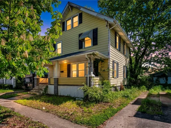 132 Irondale St, Elyria, OH 44035
