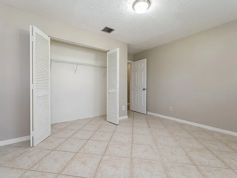 14480 Stirrup Ln — Photo 12
