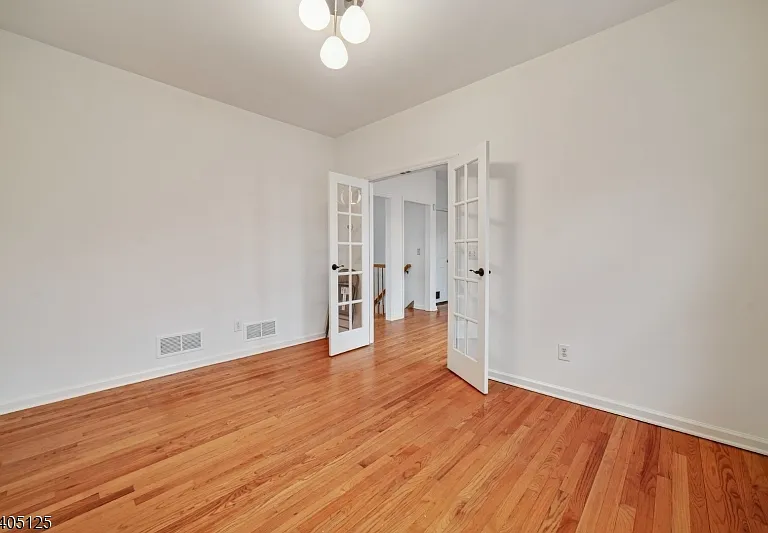 17 Grove St — Photo 14