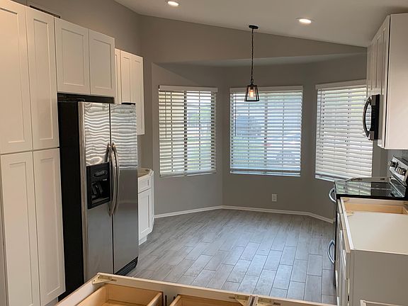 Kitchen - New Cabinets and appliances