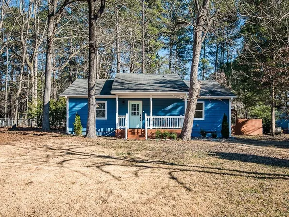 136 Loblolly Ln, Chapel Hill, NC 27516