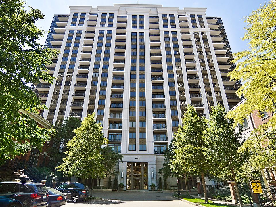 1st image of 1322 S Prairie Ave Unit 1803