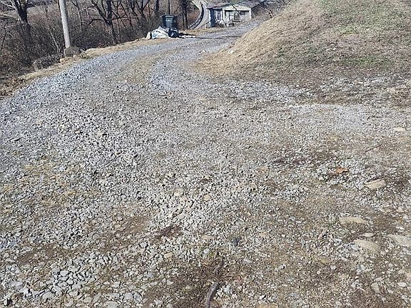 2nd image of 91 Craighead Hill Rd