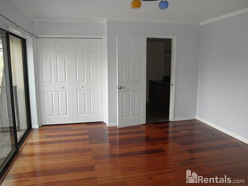 4th image of 5301 Bamboo Ct