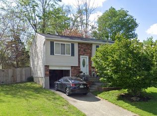 8710 William Penn Way, Louisville, KY 40228