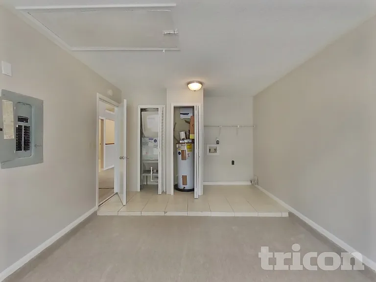 1854 Mackenzie Ct N — Photo 14