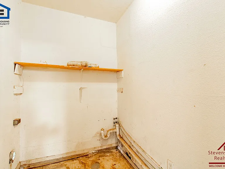 2610 NW Lindy Ave — Photo 46