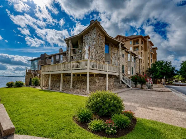 1101 The Cape Rd #2, Horseshoe Bay, TX 78657