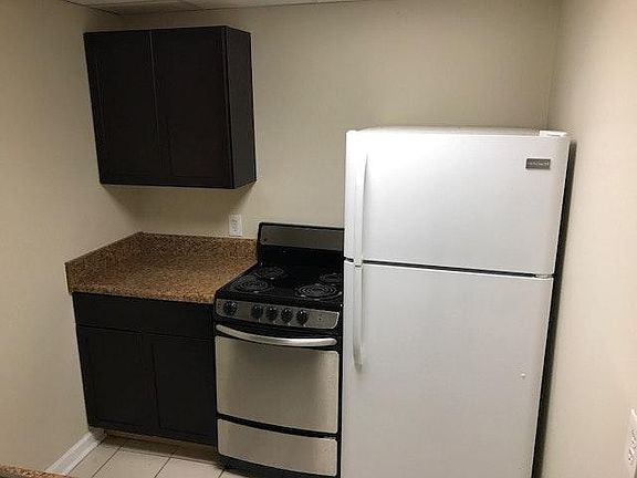5th image of 1920 Portland Ave APT 5A