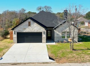 243 Port Dr, Mabank, TX 75156