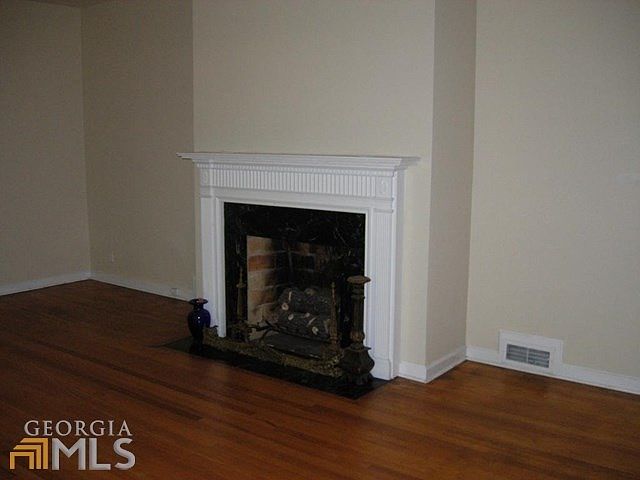 2nd image of 7000 Englefield Dr
