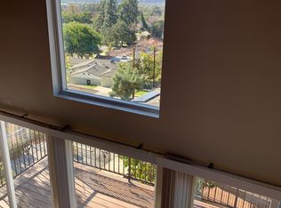 1817 Foothill Dr #1/2, Glendale, CA 91201