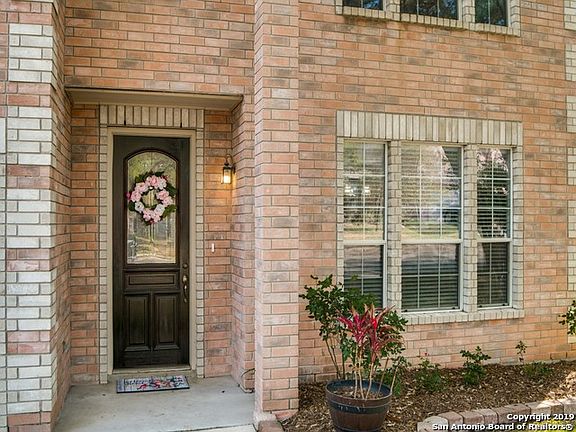 3rd image of 8018 Maddie Ln