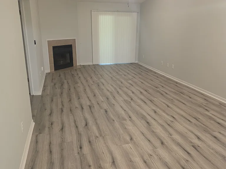85 Debarry Ave — Photo 9