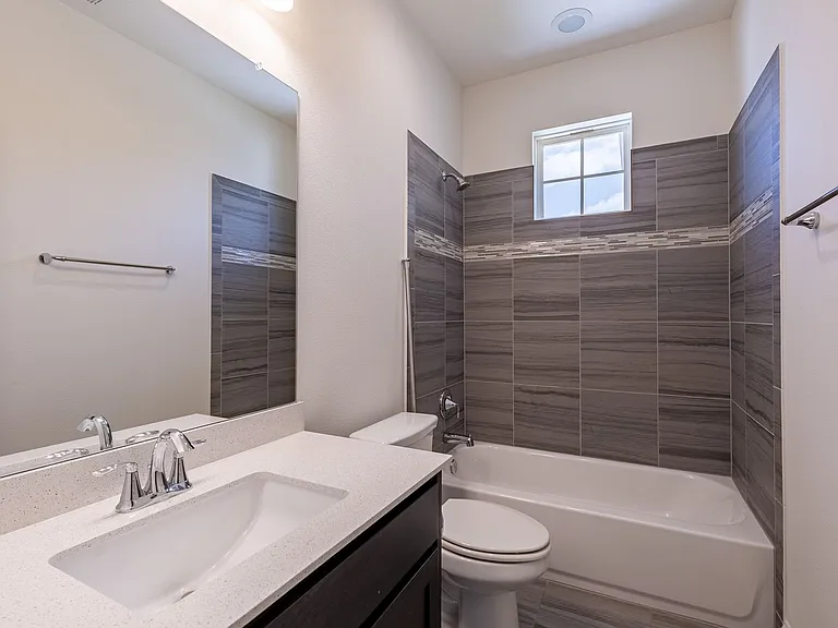 212 Eiglehart Rd — Photo 22