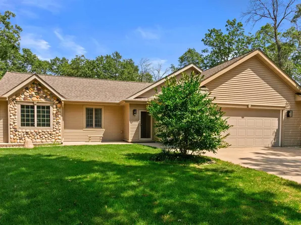 1190 Arrowhead Trail, Nekoosa, WI 54457