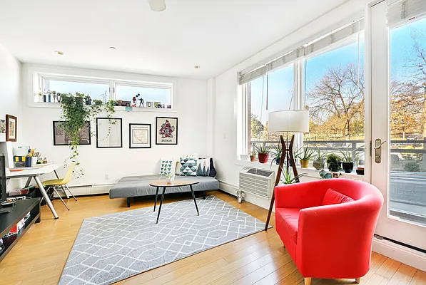 Rented by Compass | media 4