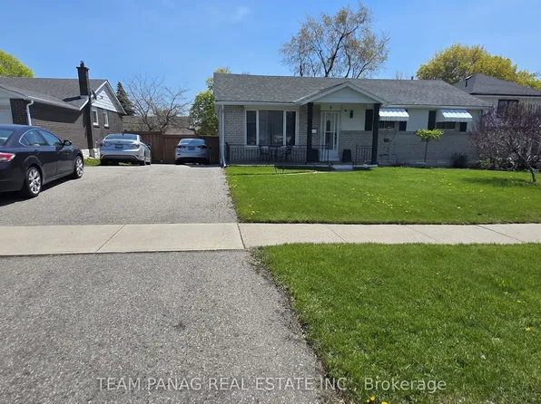 9 Appleby Dr, Brampton, ON L6T 2S7