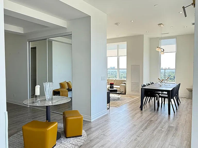 9618 Yonge St #Penthouse 5 — Photo 10