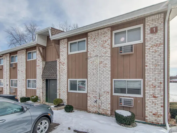 7310 Woodview St APT 2, Westland, MI 48185