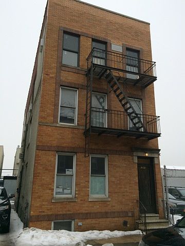 1st image of 3433 43rd St APT 3R