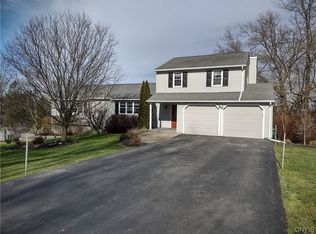 107 Scott Cir, Elbridge, NY 13060