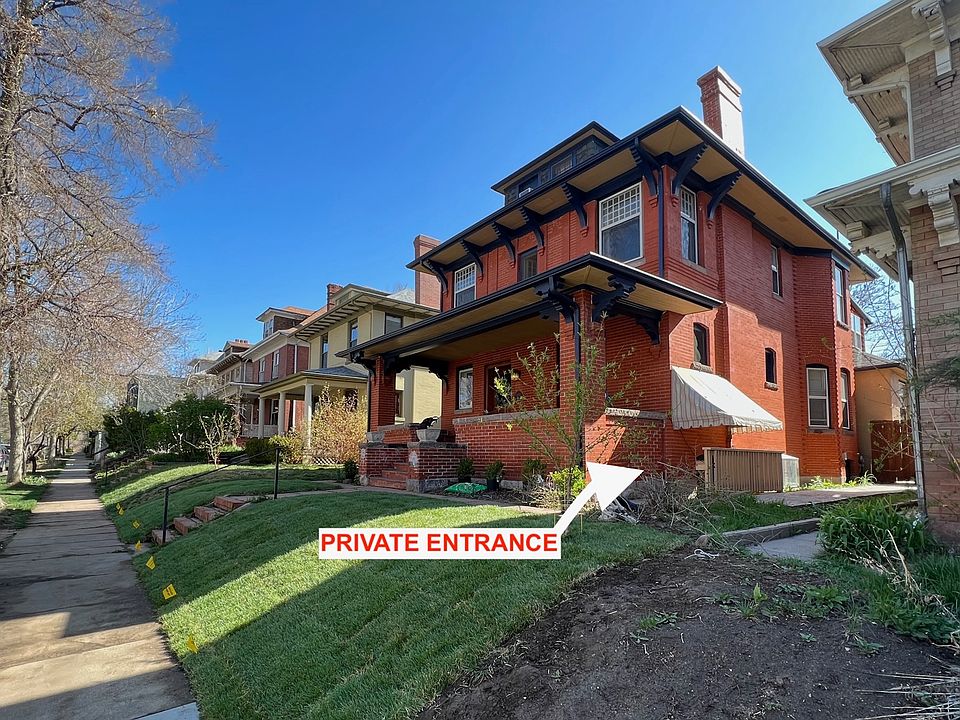 Private entrance to the unit