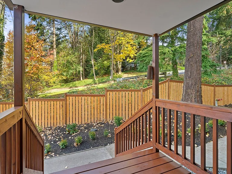 9110 Redmond Woodinville Rd NE — Photo 22