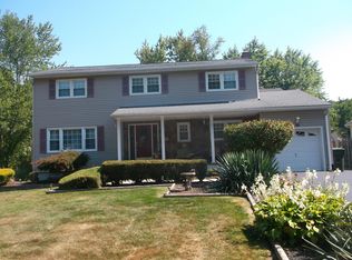 11 Avon Rd, Clark, NJ 07066