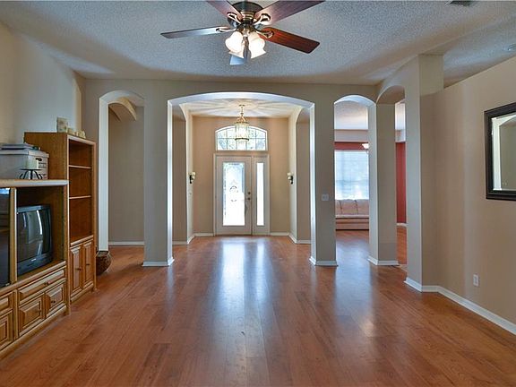 5th image of 252 Whitesand Ct