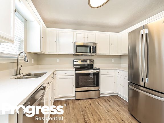 5th image of 3350 Mullins Ct