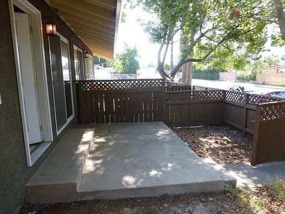 2nd image of 4735 Amber Ln