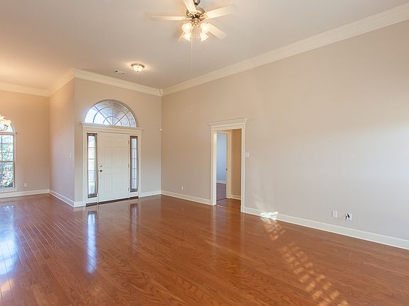 2nd image of 2625 Apple Blossom Ln