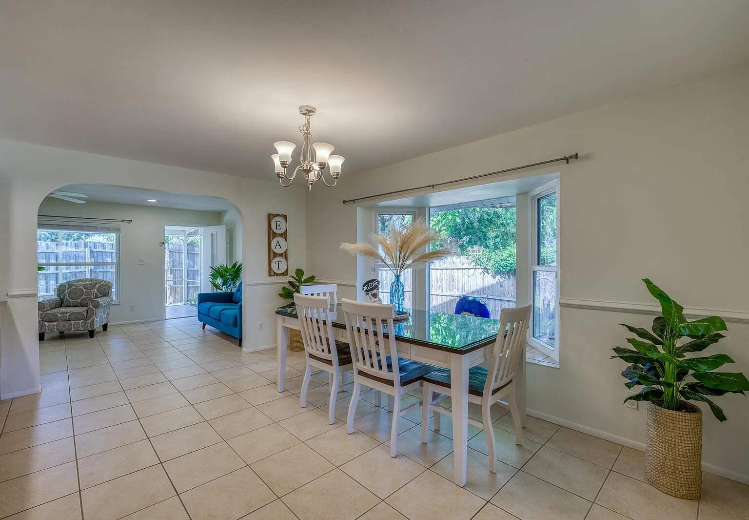 6222 Rodgers Ave — Photo 3