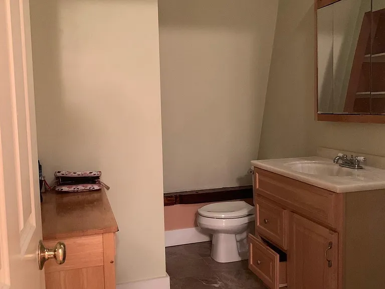 20 Shady Lea Rd #2W — Photo 9