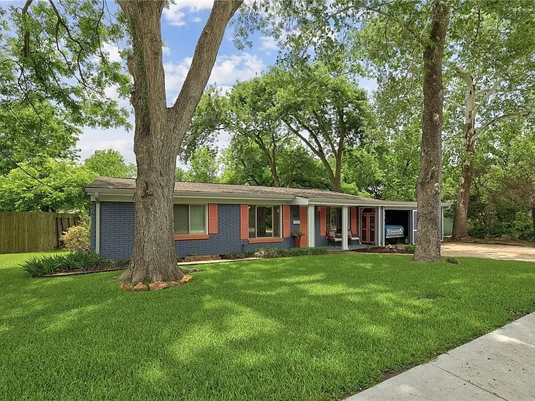 1101 Brentwood St — Photo 19