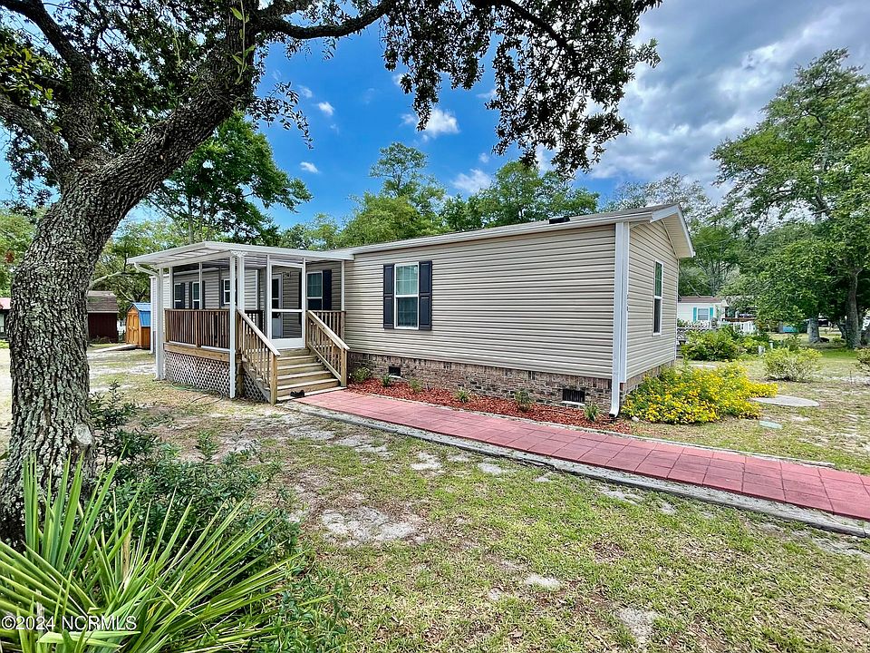 1st image of 718 Dogwood Drive