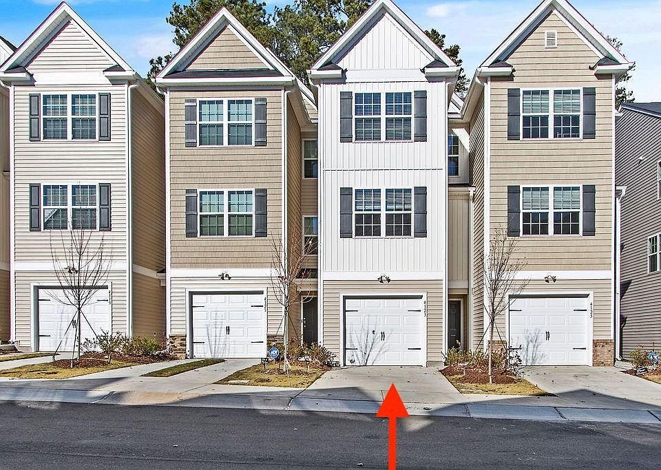1st image of 4123 Trevino Dr #1