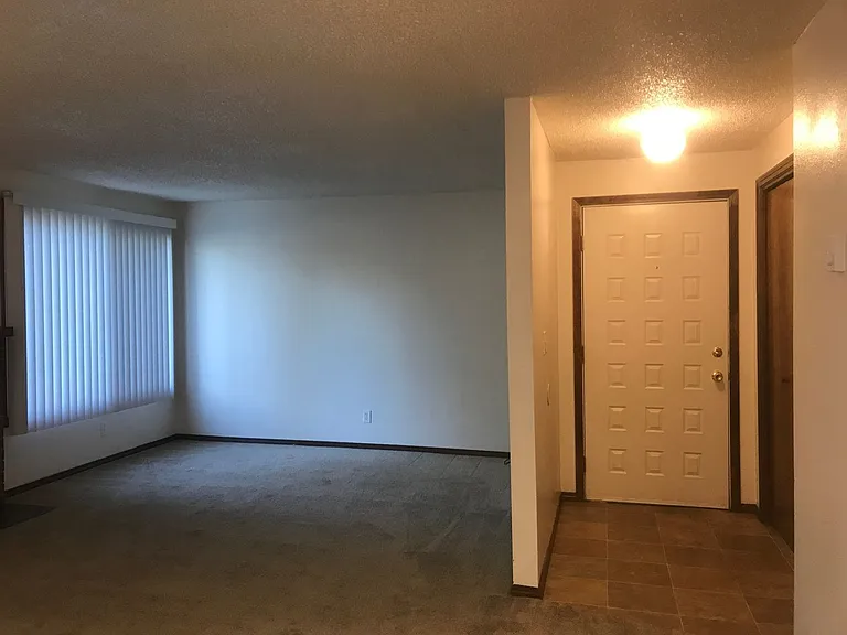 1503 Bryant St — Photo 9