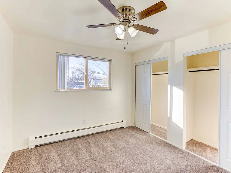 Heritage Apartments — Photo 22