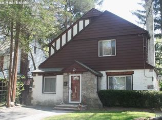 1085 Magnolia Rd, Teaneck, NJ 07666