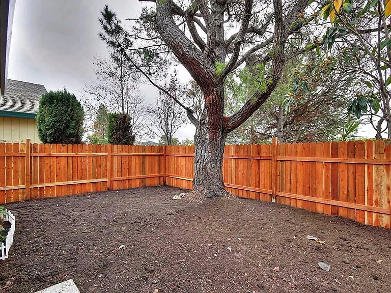 221 San Marin Dr — Photo 24