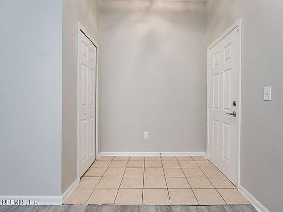 5th image of 7064 Deer Lodge Cir #1-104