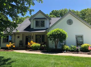 8664 Infirmary Rd, Ravenna, OH 44266