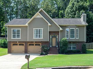 545 Fieldstone Dr, Helena, AL 35080