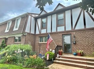 77 Devonshire Ct, Hillsborough, NJ 08844