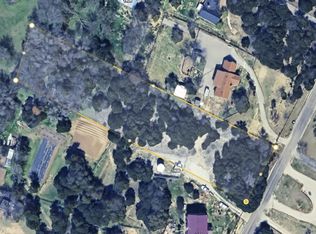 1408 Robyn Rd, Azle, TX 76020