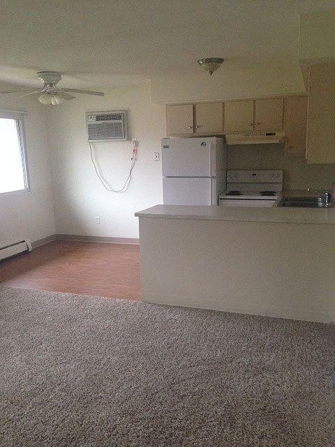 1st image of 2357 11th Ave E APT 2
