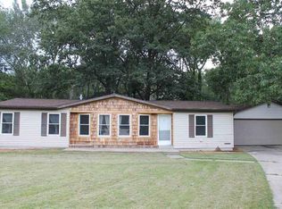 29827 Arizona Ave, Elkhart, IN 46516